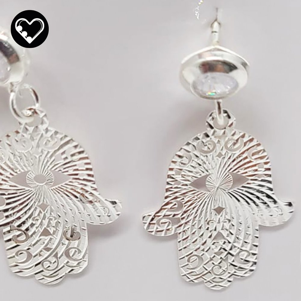 Hand earrings